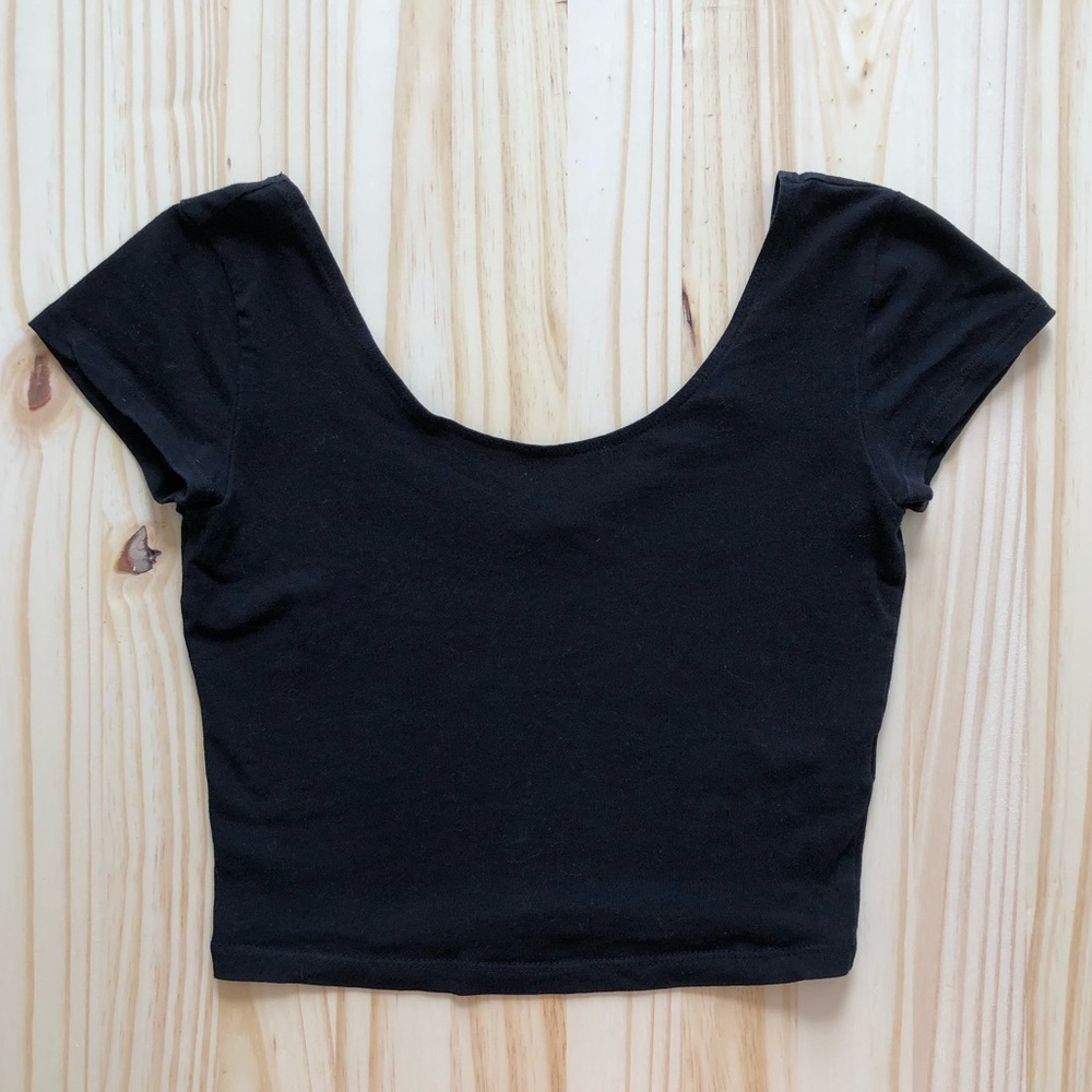 Black crop top